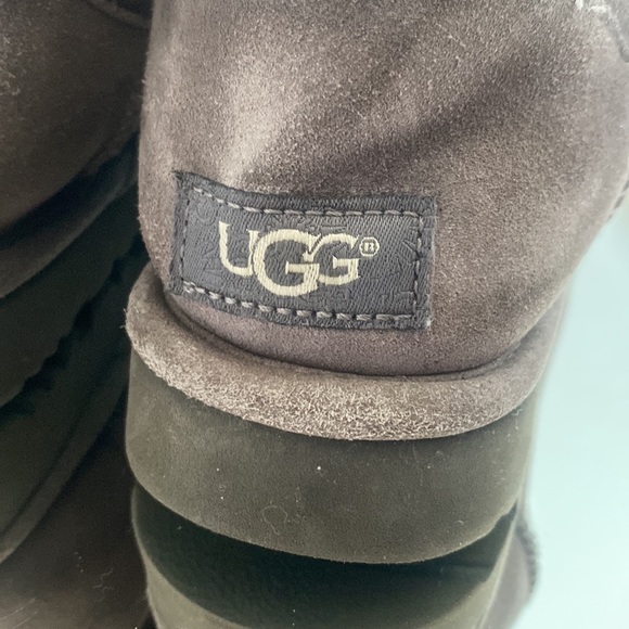 Ugg Constantine suede boots womens - Picture 7 of 9